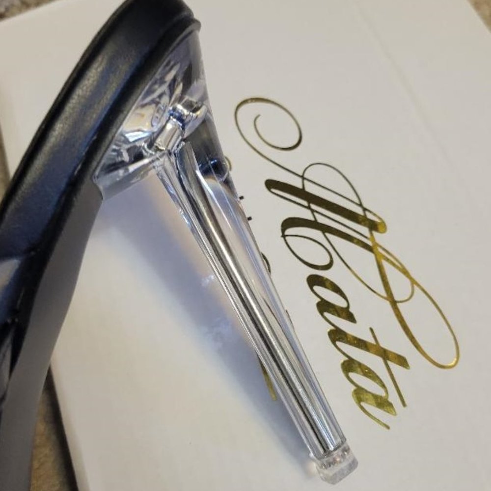 Chained Sandals - Picture 4 of 5